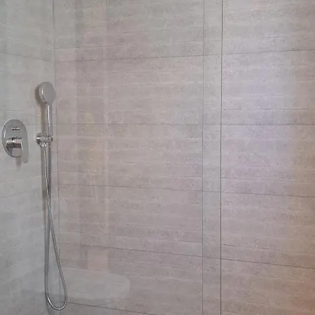 Casa Jardina Daire *